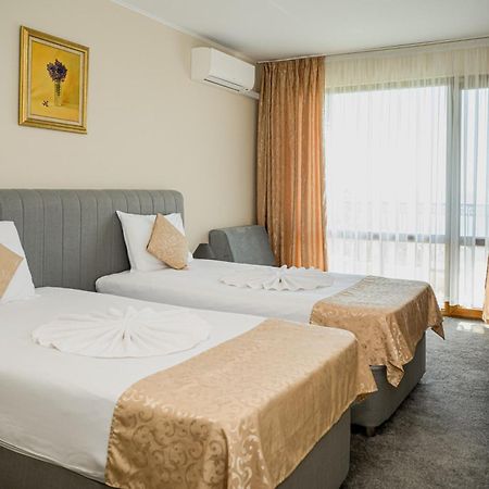 Paradise Hotel&Relax Center Pomorie Exterior foto