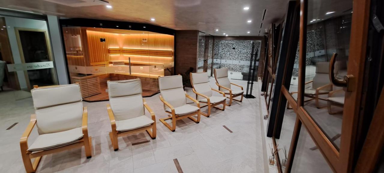 Paradise Hotel&Relax Center Pomorie Exterior foto