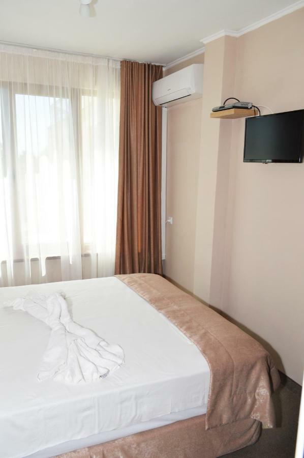 Paradise Hotel&Relax Center Pomorie Exterior foto
